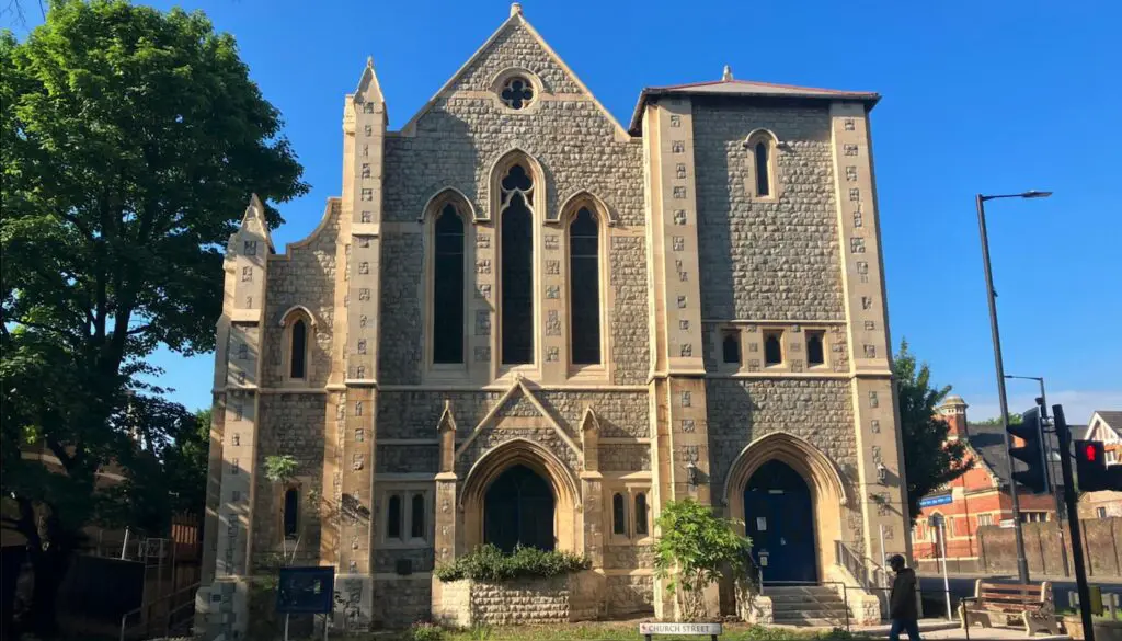 Primul Arhiepiscop Român al Marii Britanii și Irlandei de Nord va fi întronizat sâmbătă la Londra