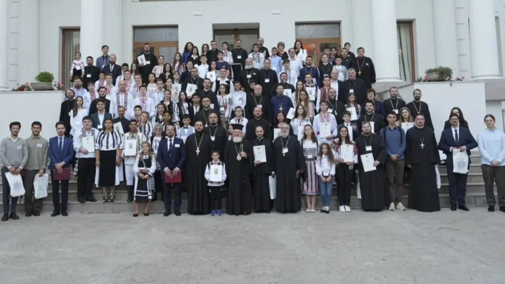 Câștigătorii a două concursuri organizate de Patriarhia Română au fost premiați în Capitală