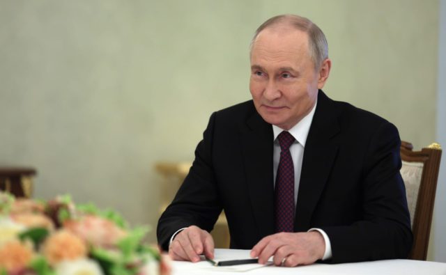 Поздравление Святейшего Патриарха Кирилла В.В. Путину с 25-летием со дня официального вступления в должность Главы Российского государства