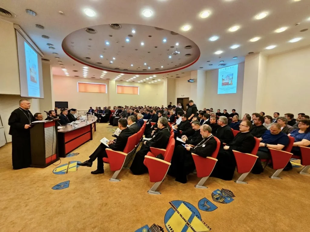 Facultatea de Teologie din Târgoviște dedică sesiunea de comunicări din acest an Centenarului Patriarhiei Române