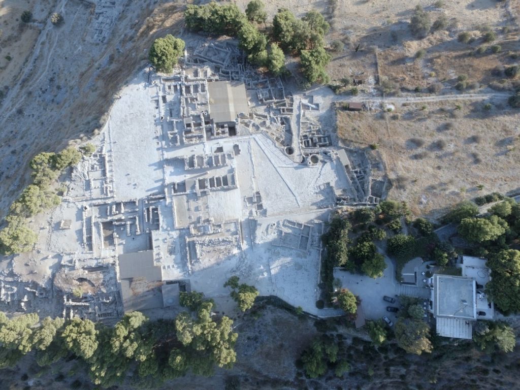 Θωράκιση του αρχαιολογικού χώρου της Φαιστού από κεραυνούς και πυρκαγιές