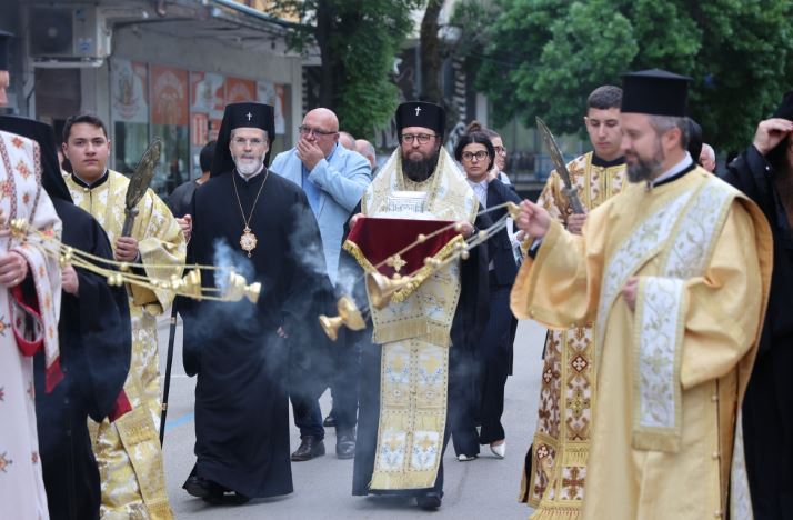 Видин посрещна частица от мощите на св. Николай Мирликийски Чудотворец