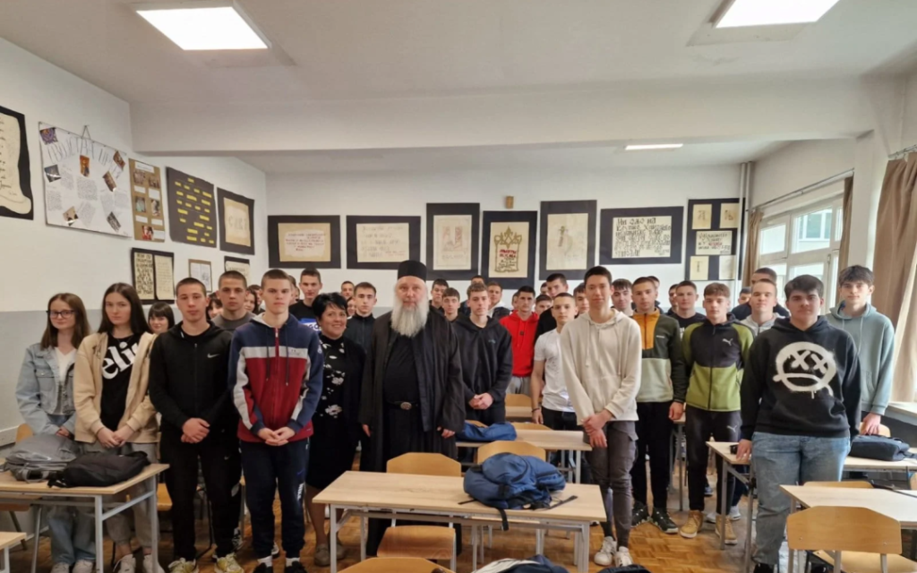 У Требињу одржан Јавни час: Изазови савременог доба и негативни односи према животу