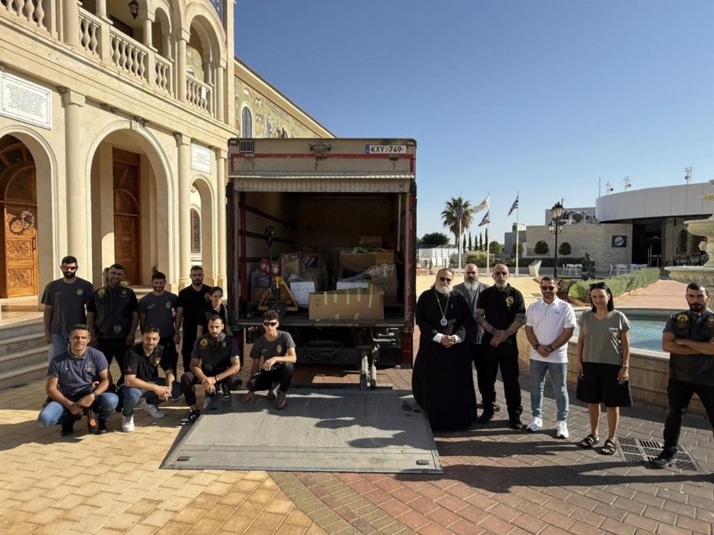 Παράδοση τροφίμων και κουπονιών για τη στήριξη ευπαθών ομάδων της Μητροπολιτικής περιφέρειας Ταμασού και Ορεινής