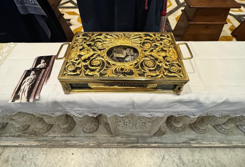 Αντιπροσωπεία Μητροπόλεως Ιταλίας προσκύνησε Ιερά Λείψανα του Τιμίου Προδρόμου