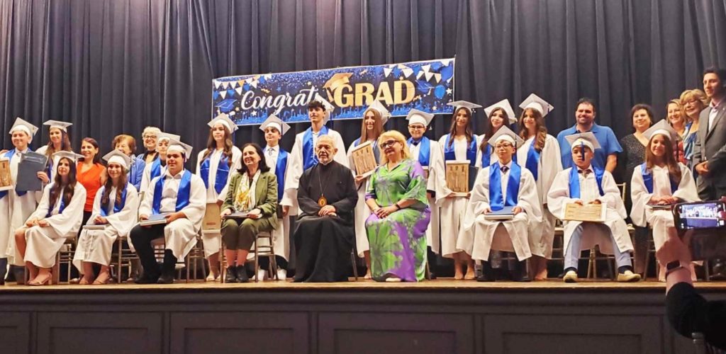 Αρχιεπίσκοπος Καναδά στην αποφοίτηση του Ημερήσιου Σχολείου «Μεταμόρφωση» στο Τορόντο