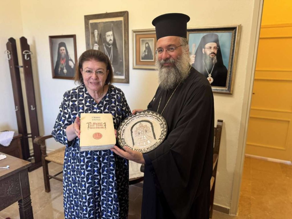 Η Υπουργός Πολιτισμού στην Ιστορική Μονή Αρκαδίου