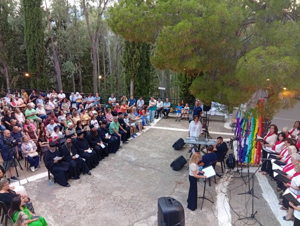 Ένα «ουράνιο τόξο» πίστης, αγάπης και δημιουργίας στην Κοκκινόραχη