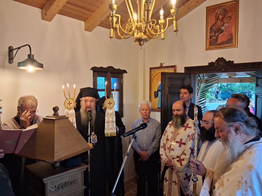 Στο Ιερό Παρεκκλήσιο της Αγίας Υπομονής στην πόλη της Λευκάδος ο Μητροπολίτης Θεόφιλος