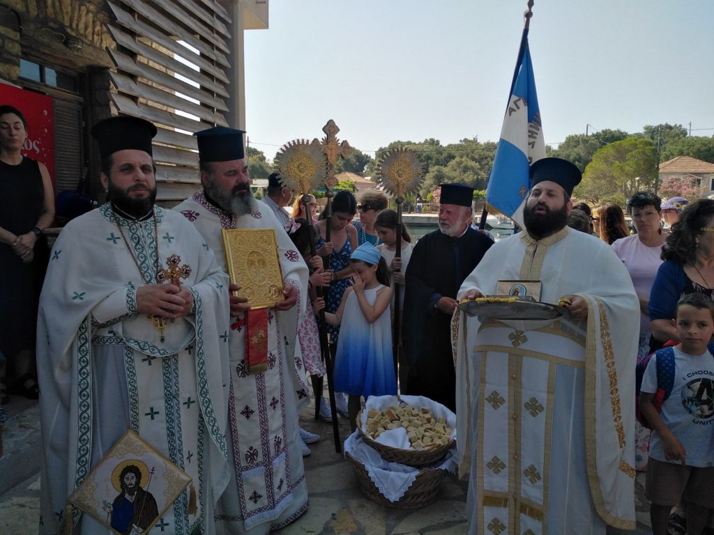 Η εορτή του Γενεσίου του Τιμίου Προδρόμου στον ομώνυμο Ιερό Ενοριακό Ναό στο νησί Καστός