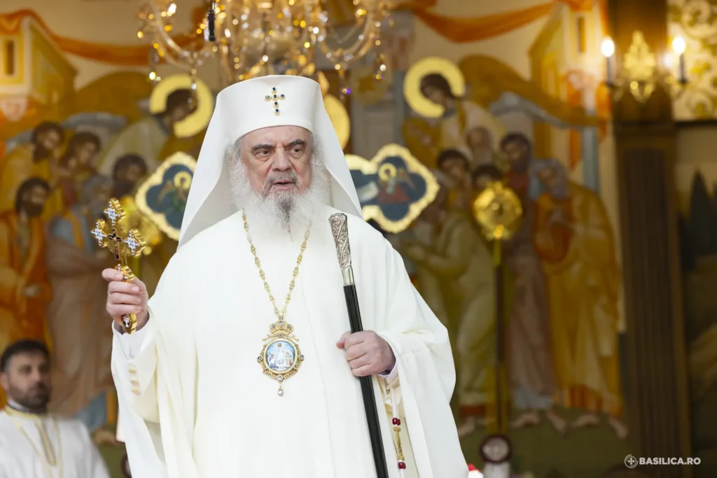 Patriarhul Daniel: Astăzi pomenim comuniunea sfinților români. Numărul celor canonizați se apropie de 200