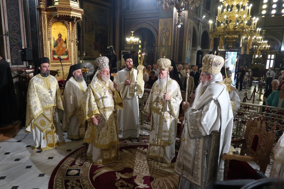 Συνοδική Θεία Λειτουργία επί τη ιερά μνήμη του Ιδρυτού της Εκκλησίας της Ελλάδος Αποστόλου Παύλου