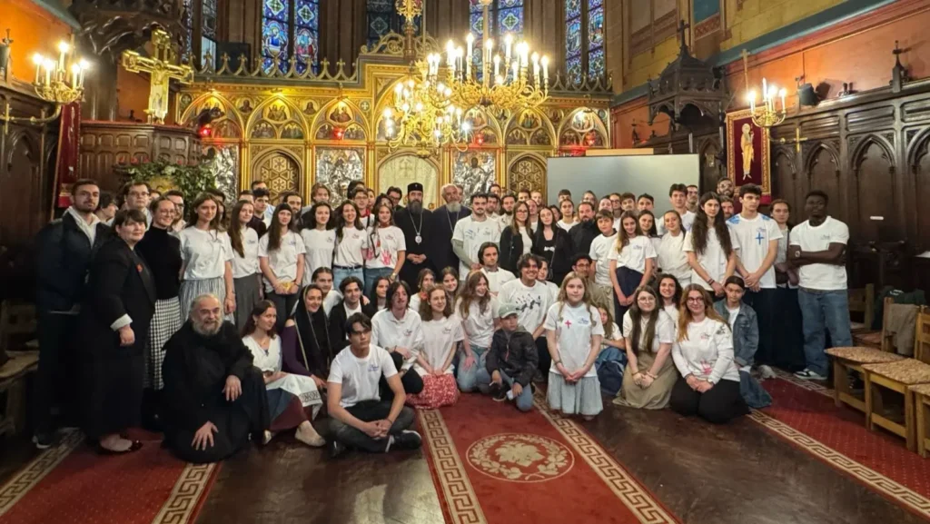Sub semnul prezenței Duhului Sfânt: Nepsis a reunit la congresul din Paris tineri din toată Franța, Elveția și Canada