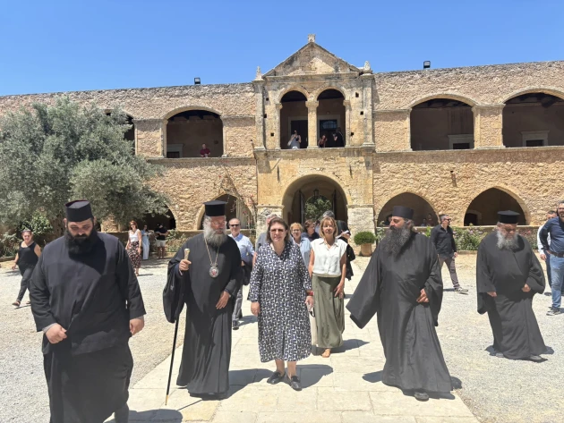 Συνάντηση Μητροπολίτη Ρεθύμνης με την Υπουργό Πολιτισμού στην Ιερά Μονή Αρκαδίου