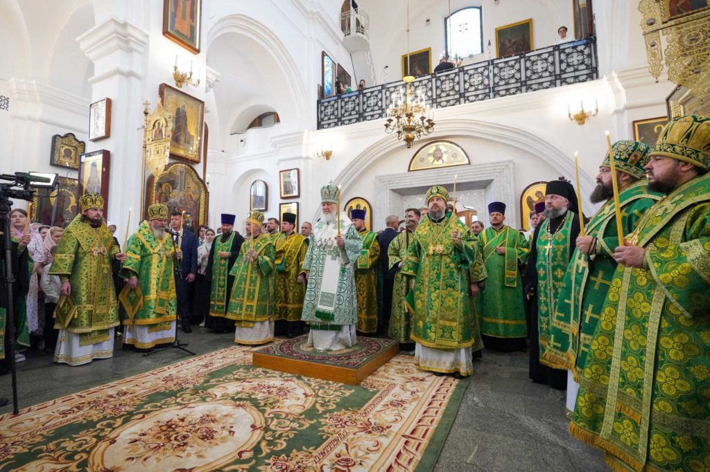 Святейший Патриарх Кирилл совершил утреню всенощного бдения в Свято-Духовом соборе Минска