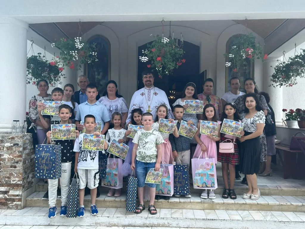 Arhiepiscopia Dunării de Jos a oferit daruri pentru peste 4600 de copii în luna iunie