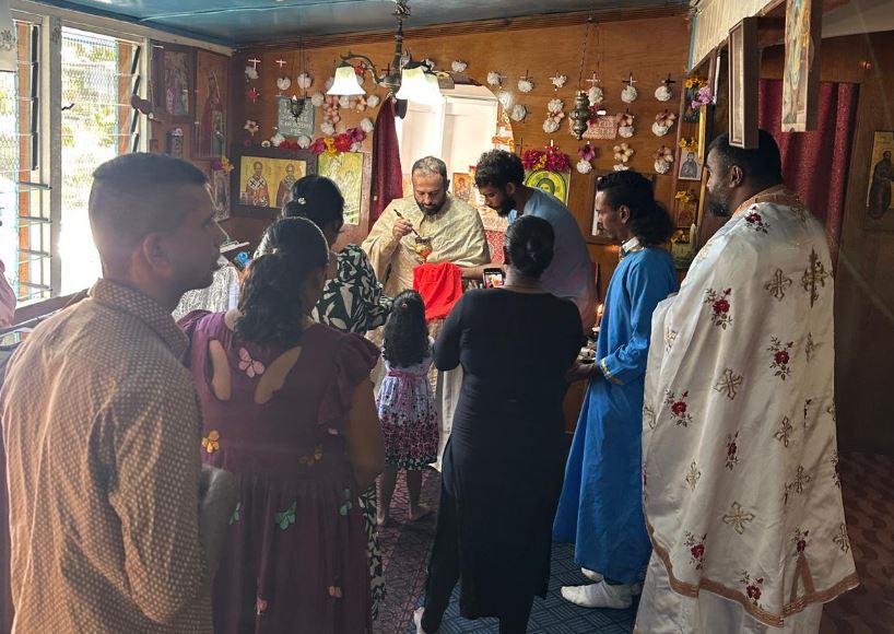 Λύχνοι πίστεως στον άνεμο της καρύδας: Ένα Ορθόδοξο Προσκύνημα στα νησιά Φίτζι