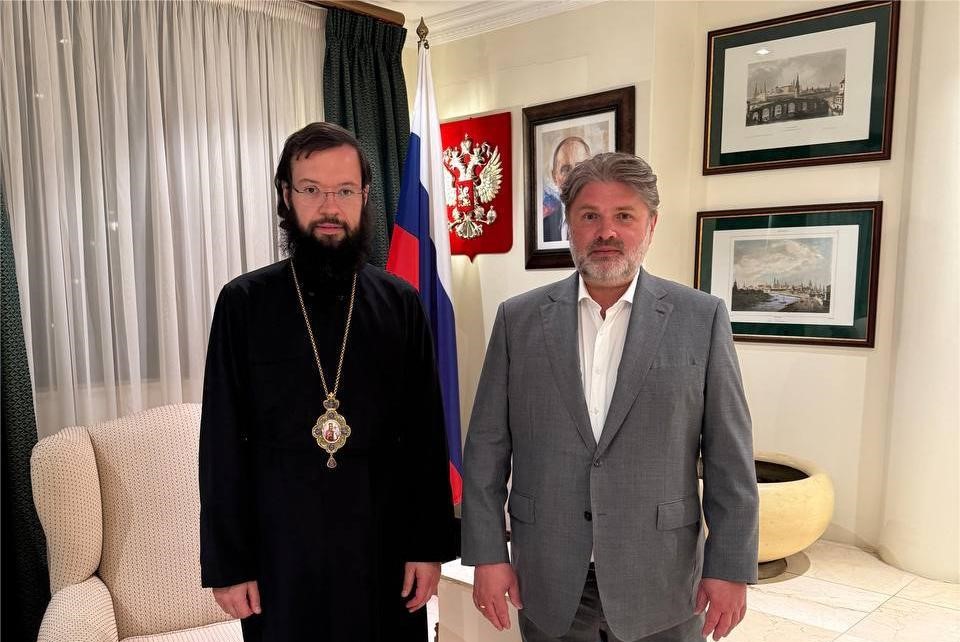 Председатель ОВЦС встретился с послом России в ЮАР