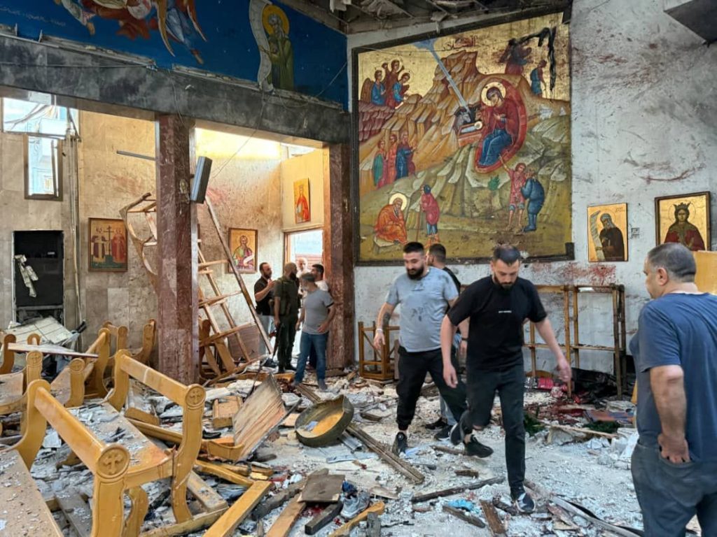 Велики број страдалих у терористичком нападу на цркву Светог Илије у Дамаску