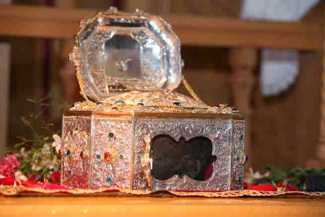 Στη Ρουμανία τον Ιούλιο η Τιμία Κάρα του Αγίου Ιωάννου του Χρυσοστόμου από την Ι.Μ.Μ. Βατοπαιδίου