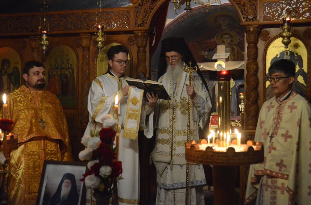 Το τριετές Μνημόσυνο του Μητροπολίτη Σωτηρίου στην I. M. Μεταμορφώσεως του Σωτήρος στην Gapyeong Νότιας Κορέας