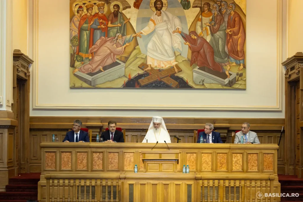 Patriarhia Română și Antibiotice Iași au marcat un moment jubiliar comun