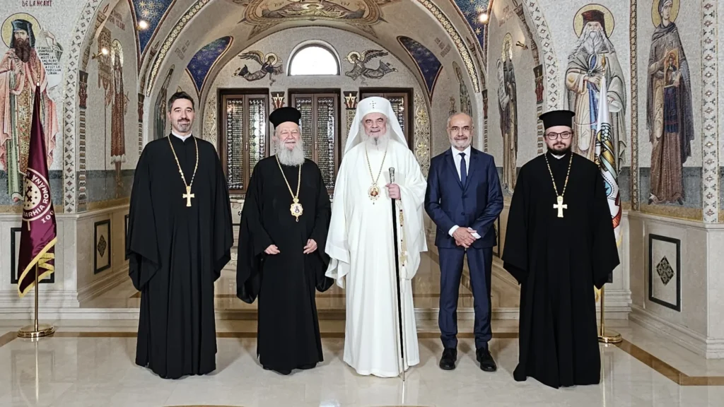 Patriarhul României a primit vizita unei delegații din Biserica Ortodoxă a Greciei