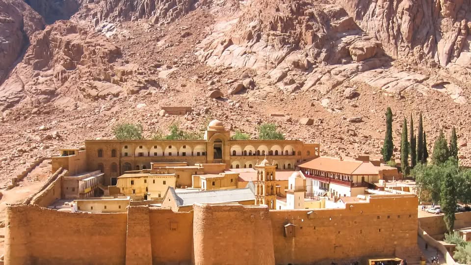 Κατερίνη: Παράκληση στην Αγία Αικατερίνη υπέρ της Ιεράς Μονής Σινά