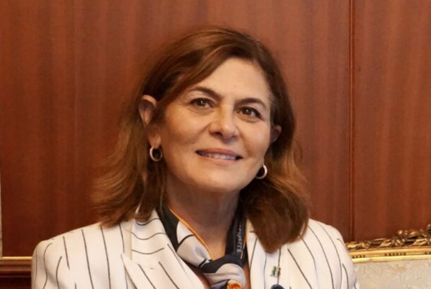 Η μοναδική χριστιανή υπουργός στη Συρία για το τρομοκρατικό χτύπημα στη Δαμασκό