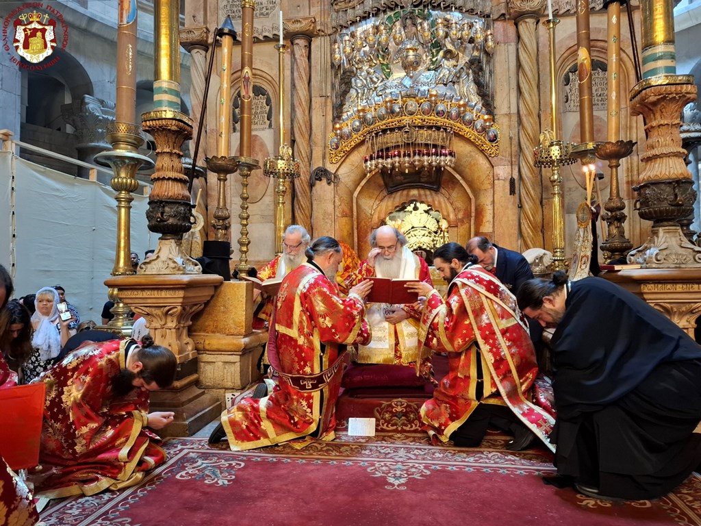 Πεντηκοστή στον Πανίερο Ναό της Αναστάσεως (ΦΩΤΟ&ΒΙΝΤΕΟ)