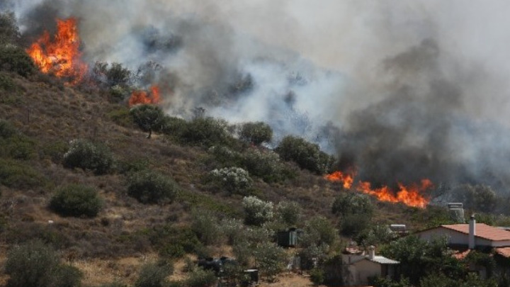 Πολύ υψηλός κίνδυνος πυρκαγιάς αύριο σε Αττική, Κρήτη και σε περιοχές σε Στ. Ελλάδα, Πελοπόννησο, Β. Αιγαίο και Κ. Μακεδονία
