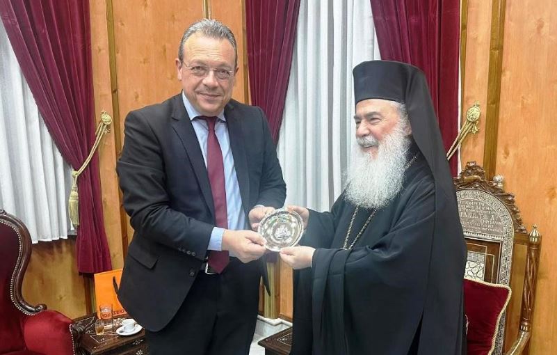 Patriarch Theophilos III Receives SYRIZA Party President, Affirms Commitment to Peace and Christian Heritage Protection