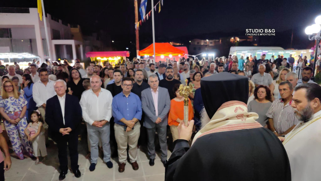 Λιτάνευση της ιεράς εικόνας της Αγίας Κυριακής στο Κουτσοπόδι Αργολίδος