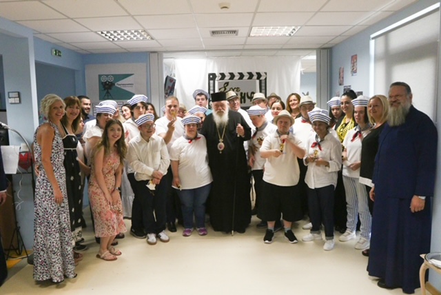 Ο Αρχιεπίσκοπος Αθηνών στην καλοκαιρινή εκδήλωση του Κέντρου Διημέρευσης και Ημερήσιας Φροντίδας