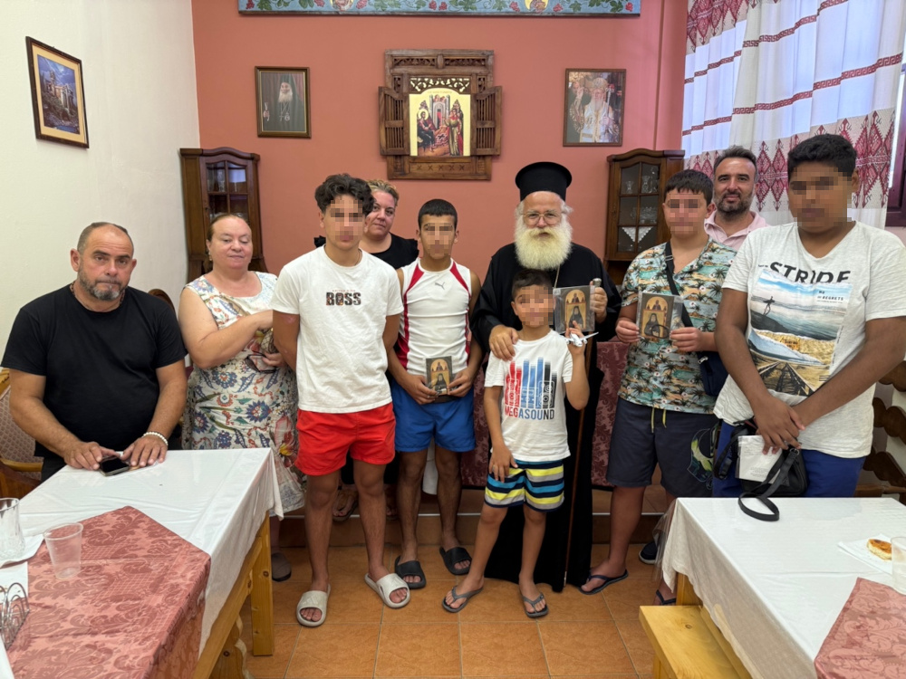 Τα παιδιά του Παραρτήματος Προστασίας Παιδιού Λασιθίου υποδέχθηκε ο Μητροπολίτης Ιεραπύτνης Κύριλλος