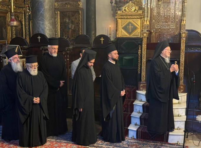 البطريرك المسكوني: لا تخف من قريبك حتى لو صلّى بطريقة مختلفة، أو