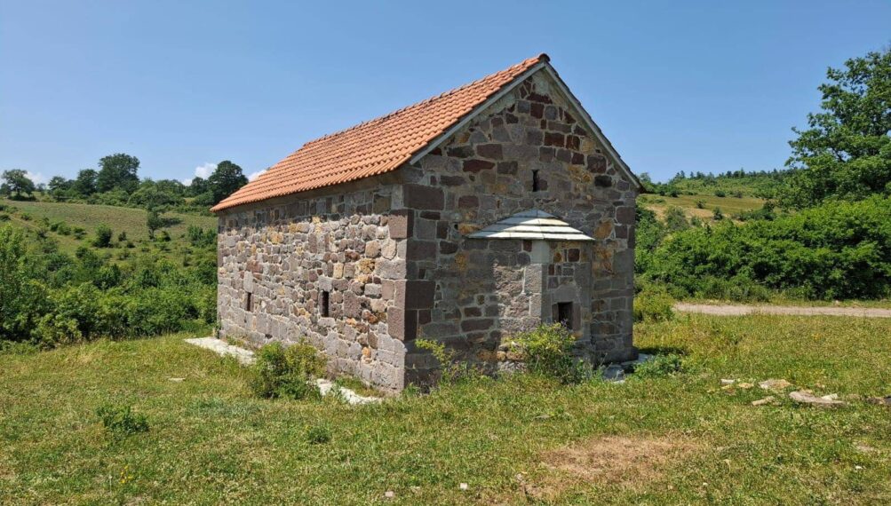 ТРЕЋА КРИВИЧНА ПРИЈАВА ПРОТИВ НИКОЛЕ ЏУФКЕ ЗБОГ УПАДА У ХРАМ СРПСКЕ ПРАВОСЛАВНЕ ЦРКВЕ