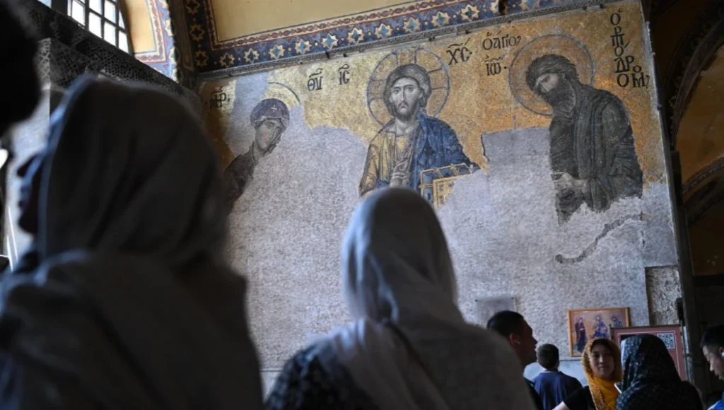 Hagia Sophia offers bittersweet wonder for pilgrims
