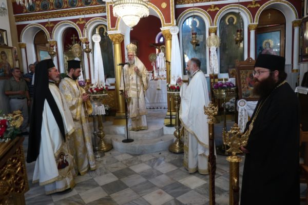 Στον Ιερό Ναό Ευαγγελιστρίας Κάτω Χώρας Σερίφου ο Μητροπολίτης Σύρου