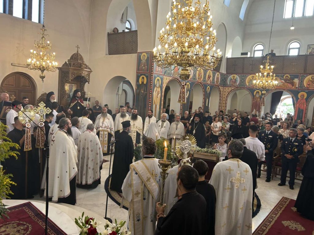 Πανηγυρικός Εσπερινός στον Μητροπολιτικό Ναό Αγίου Ανδρέα Αρχιεπισκόπου Κρήτης του Ιεροσολυμίτου στο Αρκαλοχώρι