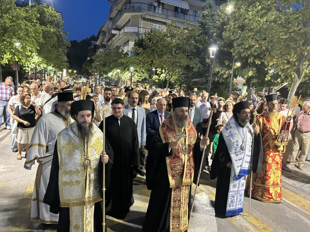 Πολυαρχιερατικός Εσπερινός προς τιμήν του Πολιούχου Αγίου Παντελεήμονος στη Φλώρινα