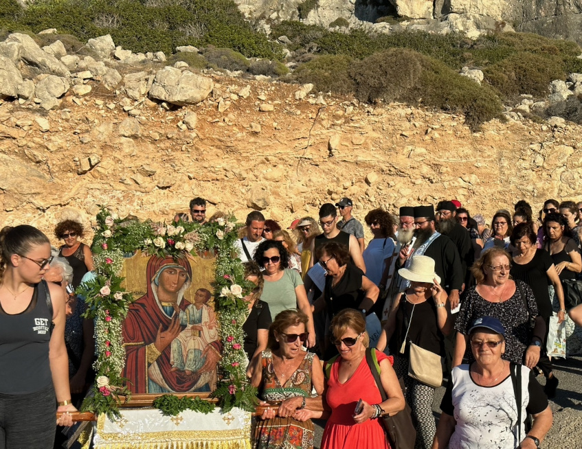 Μεταφορά της Ιεράς Εικόνας της Παναγίας της Φανερωμένης Σητείας στην ομώνυμη Ιερά Μονή στον Τράχηλα