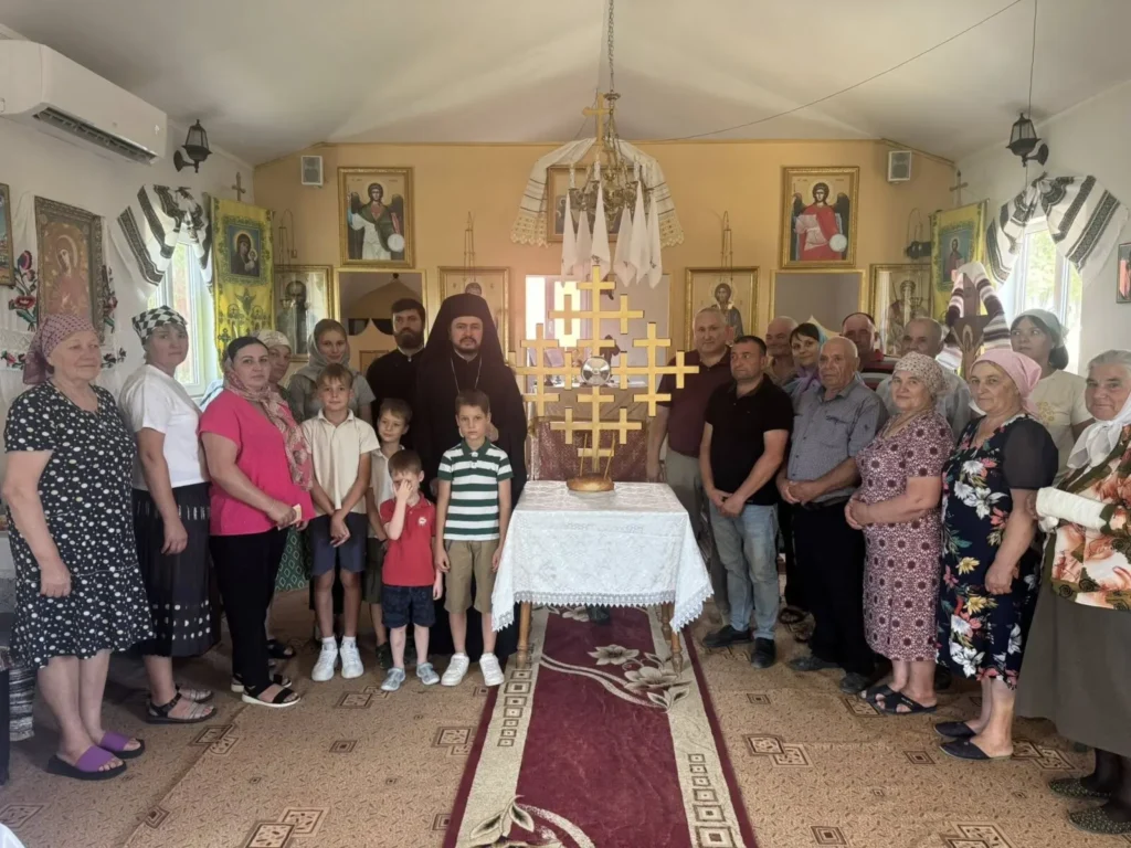 Pe noua biserică a unui sat basarabean va fi înălțată Crucea Patriarhală, sfințită de PS Veniamin