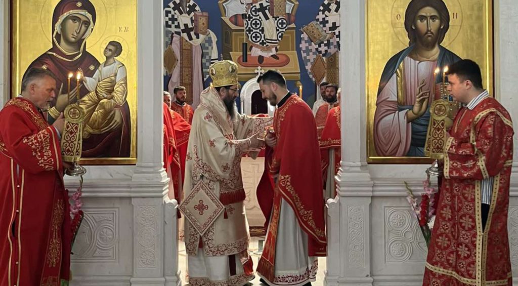 Рукоположење у храму Светог Саве у Краљеву
