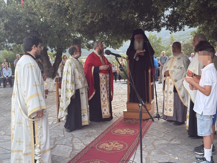 Εσπερινός εορτής Κοιμήσεως της Αγίας Άννης στη Μητρόπολη Θηβών