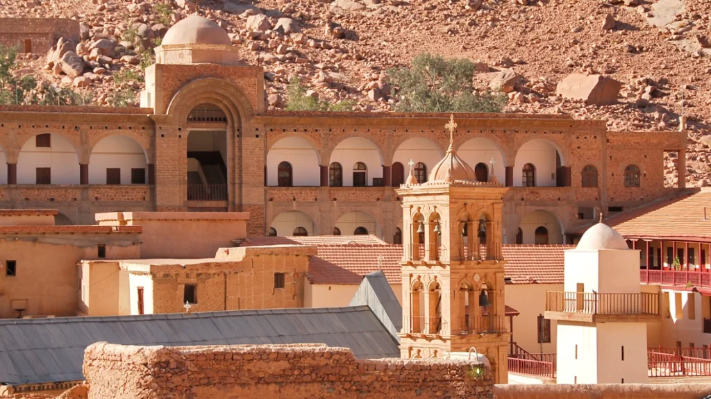 Υπερψηφίστηκε από την Επιτροπή Μορφωτικών Υποθέσεων το ν/σ για τη Μονή Σινά – Στην Ολομέλεια της Βουλής η συζήτηση και η ψήφισή του