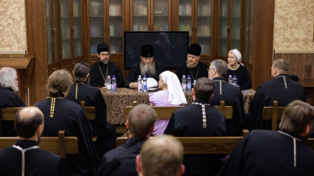 Представители Синодального отдела и Луганской епархии обменялись опытом больничного служения