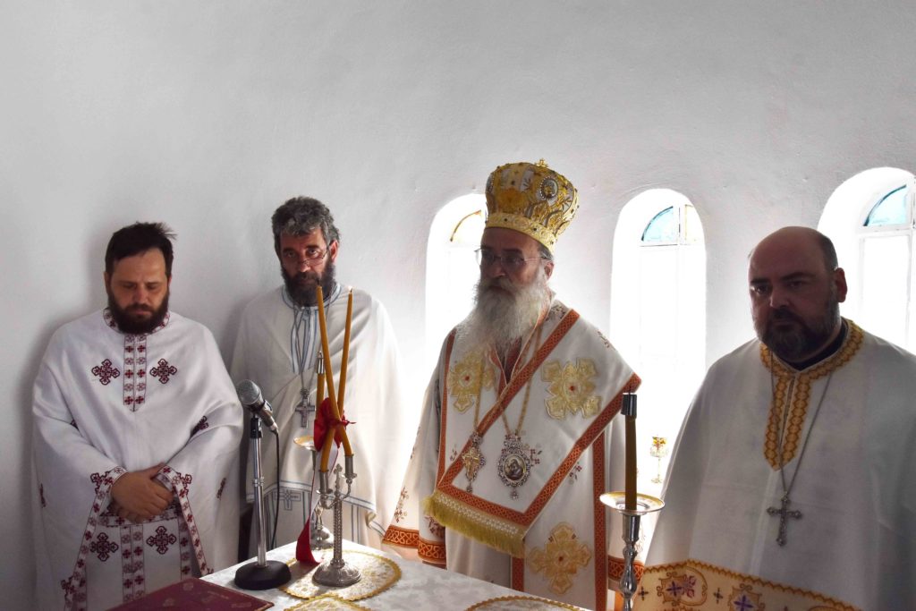 Αρχιερατική Θεία Λειτουργία και χειροθεσία αναγνώστη στον Πύργο Αστερουσίων