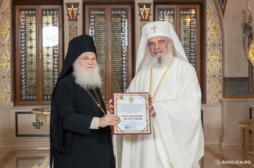 Vatopedi Abbot awarded Romanian Patriarchate’s highest distinction