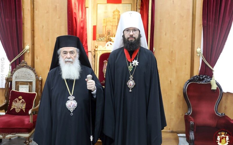 Ευχές Βολοκολάμσκ Αντωνίου στον Πατριάρχη Ιεροσολύμων για την 50η επέτειο της εις πρεσβύτερον χειροτονίας του